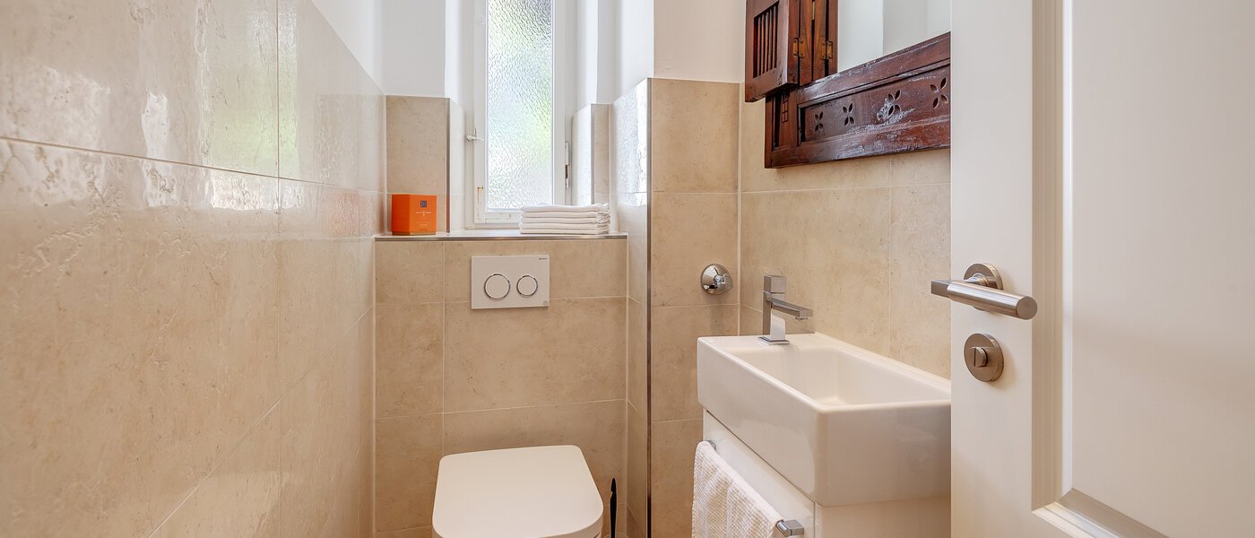 Wohnung München Isarvorstadt 01 Gäste-WC 12242