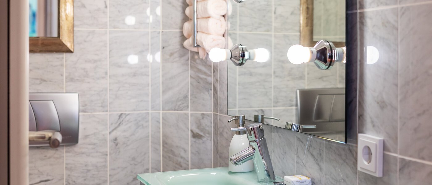 Wohnung München Herzogpark 02 Gäste-WC 12265