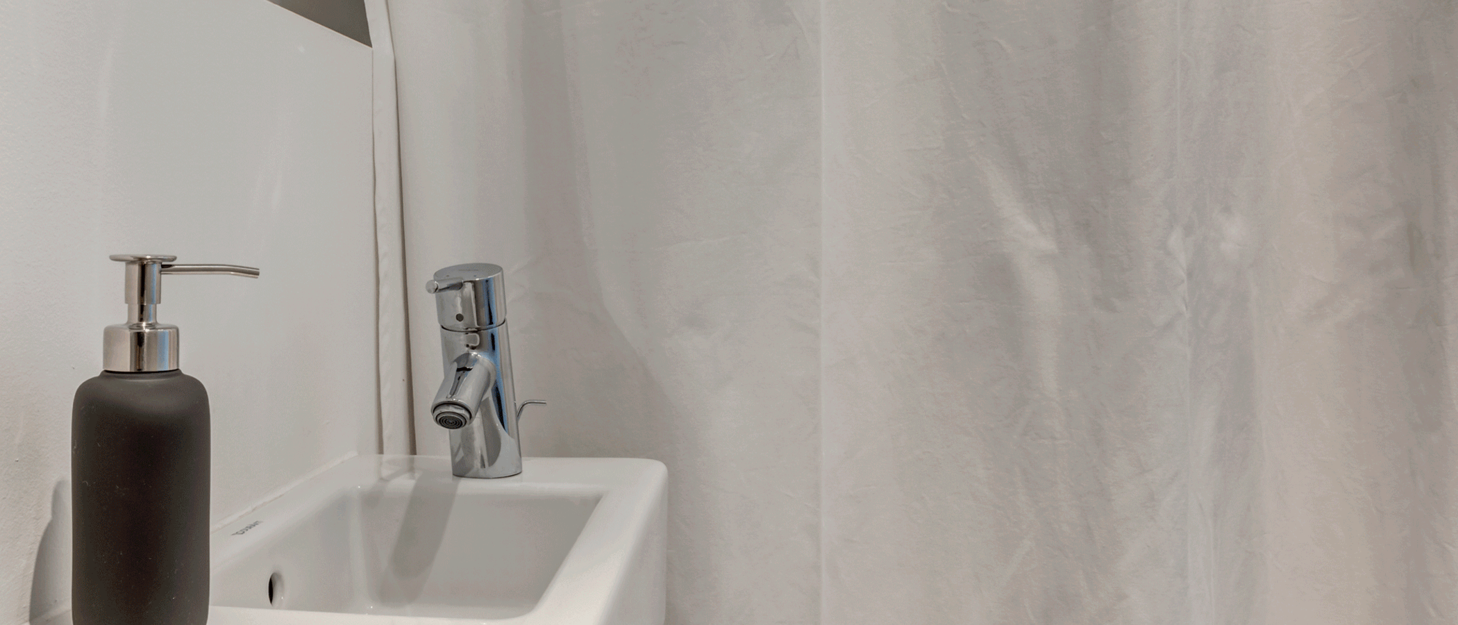 Wohnung München Schwabing-West 02 Gäste-WC 12272
