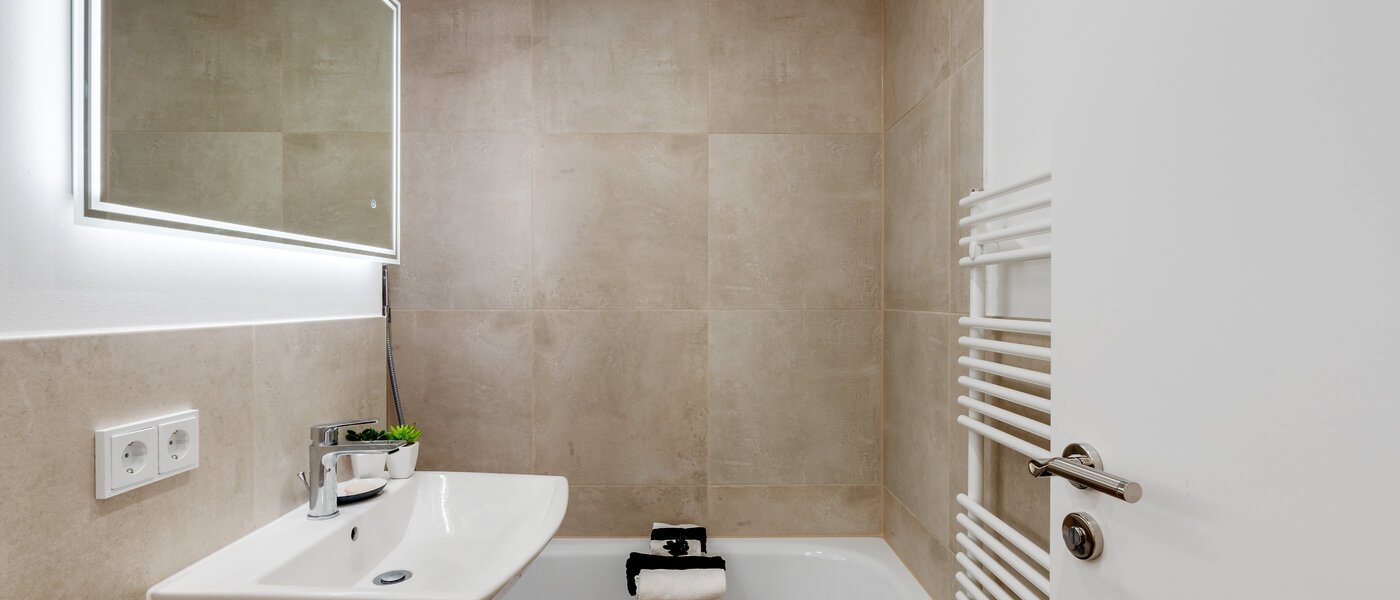 Maisonettewohnung München Moosach 01 Badezimmer 12293