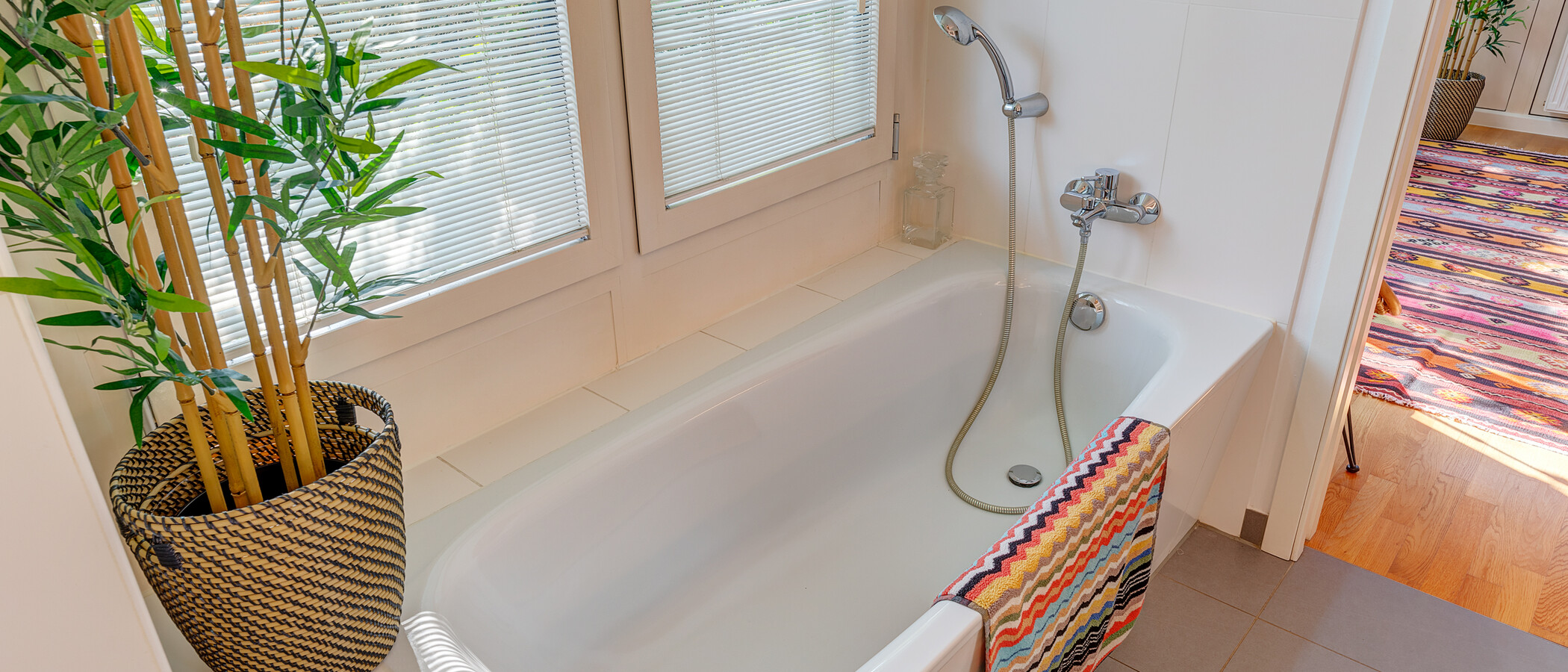 Wohnung Unterföhring 04 1. Badezimmer 12308