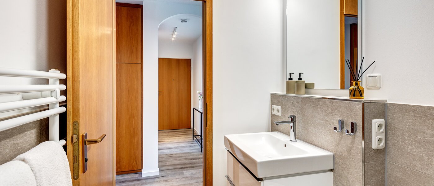 Wohnung München Moosach 03 Badezimmer 12317