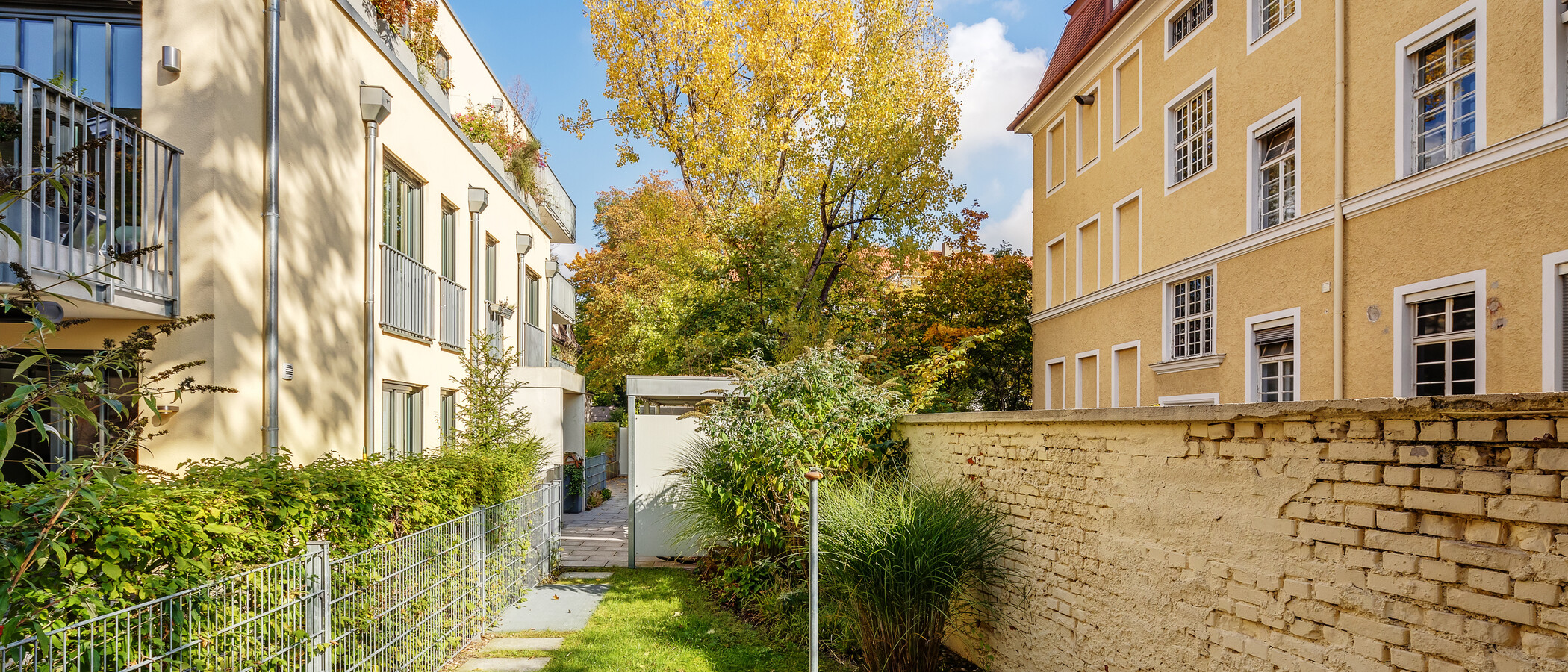 Gartenwohnung München Schwabing (rechts der Leopoldstraße) 02 Innenhof 12380