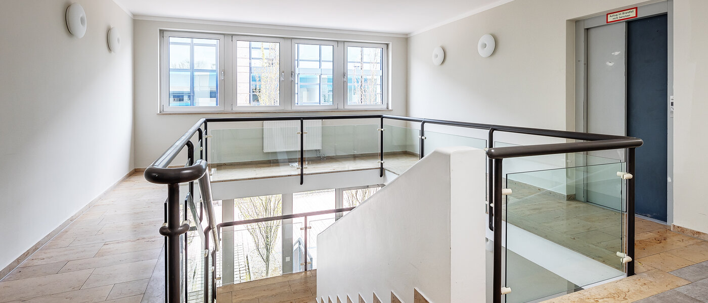 Wohnung Ismaning 02 Treppenhaus 12383