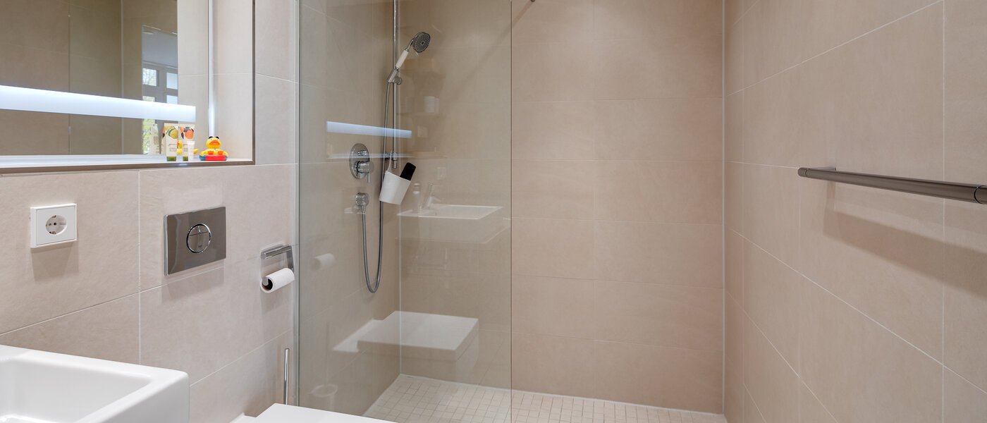 Wohnung München Bogenhausen 02 Badezimmer 12389