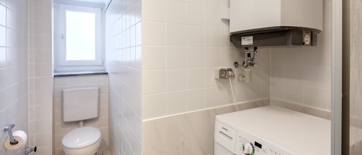 Wohnung München Neuhausen 02 Badezimmer 12413