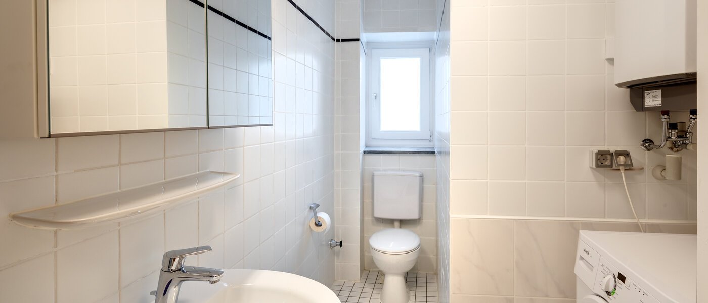 Wohnung München Neuhausen 03 Badezimmer 12413