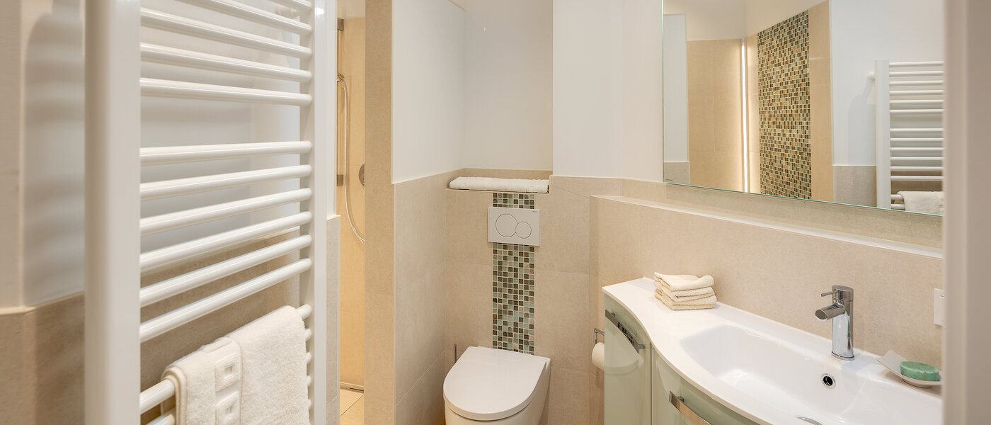 Dachgeschosswohnung München Au 02 Badezimmer 12452