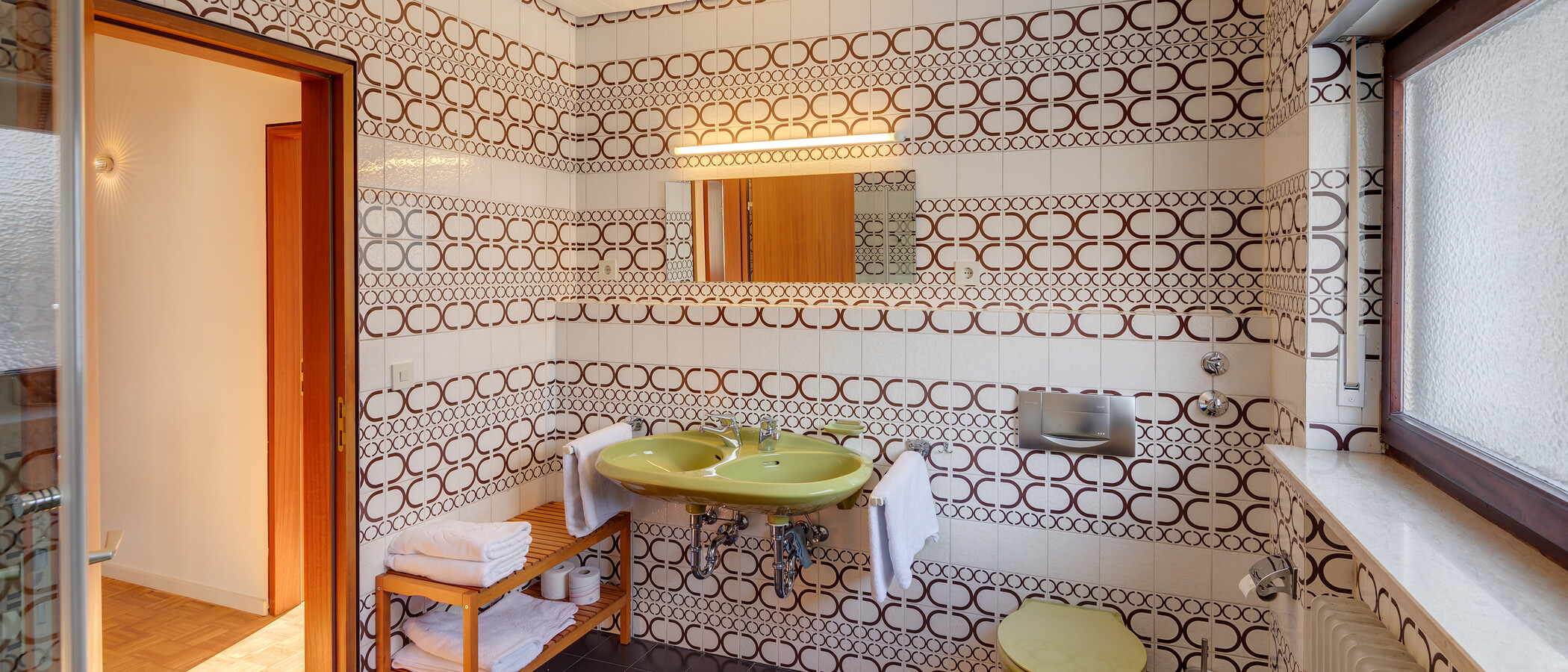 Reiheneckhaus München Obersendling 02 Badezimmer 12456