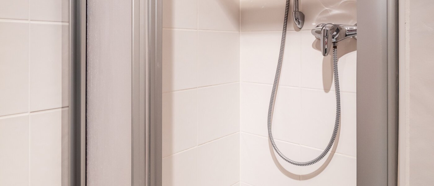 Wohnung Germering 02 Badezimmer 12471