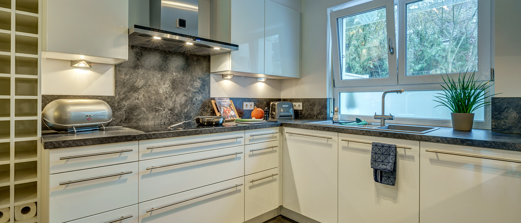 Reihenmittelhaus Baldham Vaterstetten 02 Küche 12473