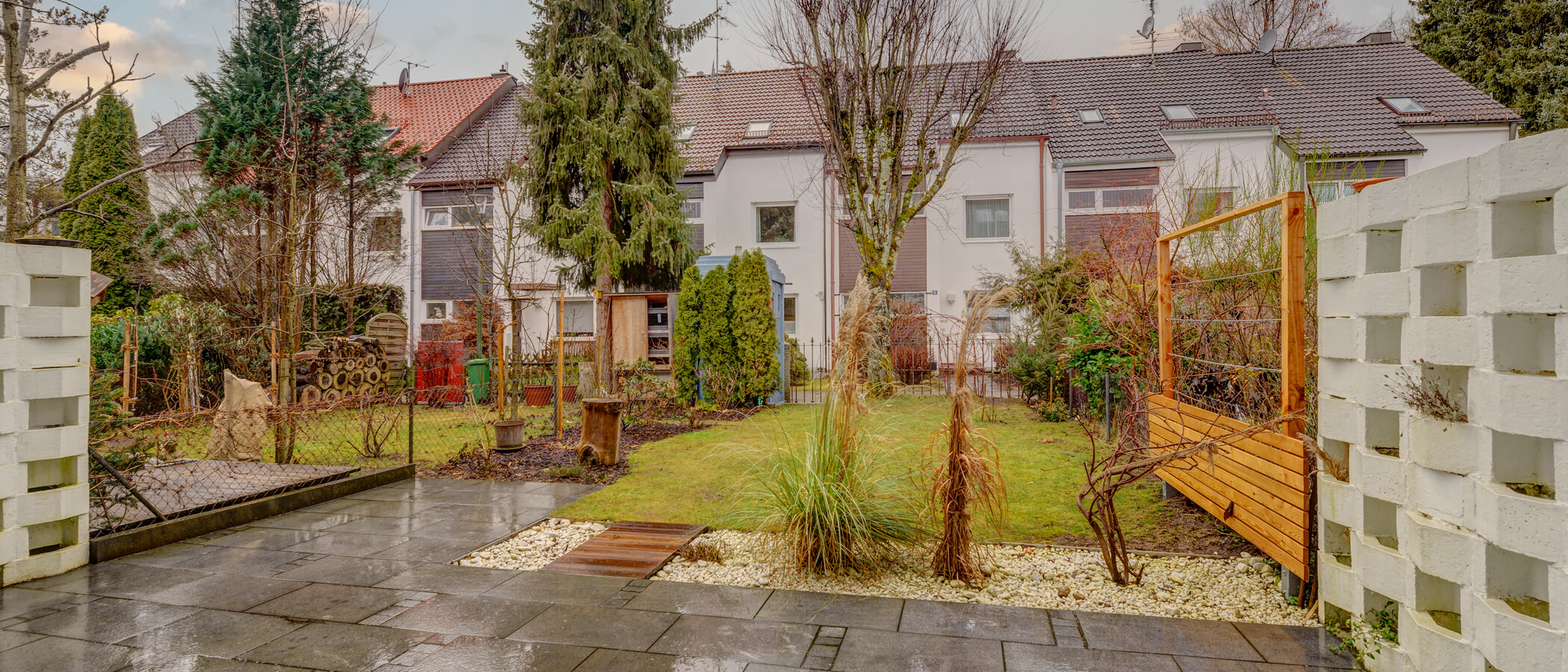 Reihenmittelhaus Baldham Vaterstetten 01 Terrasse 12473