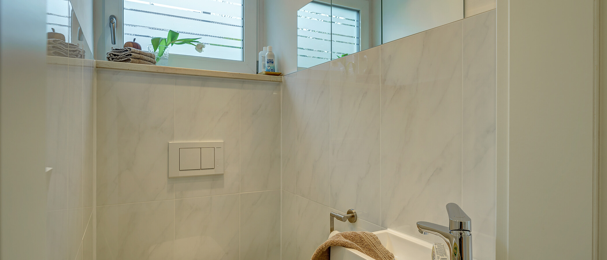 Reihenmittelhaus Baldham Vaterstetten 01 Gäste-WC 12473