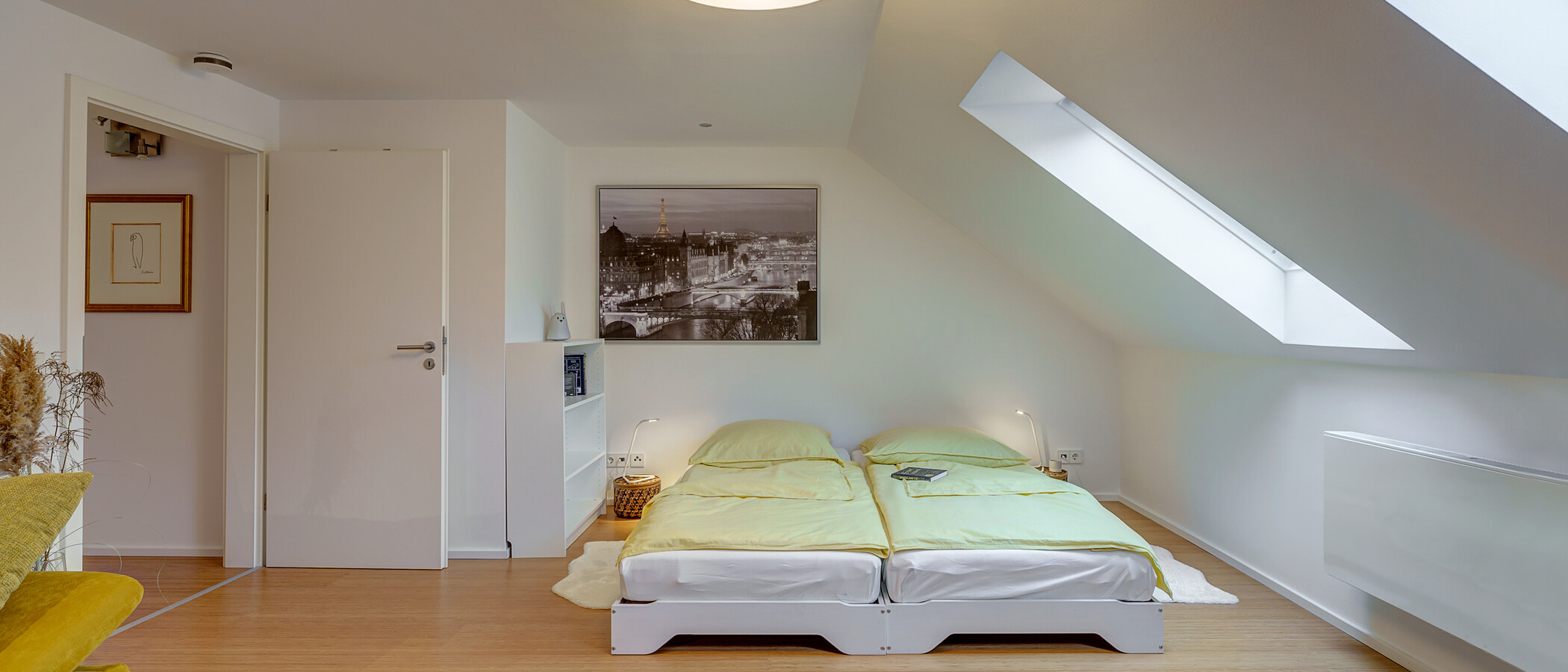 Reihenmittelhaus Baldham Vaterstetten 01 2. Schlafzimmer	 12473