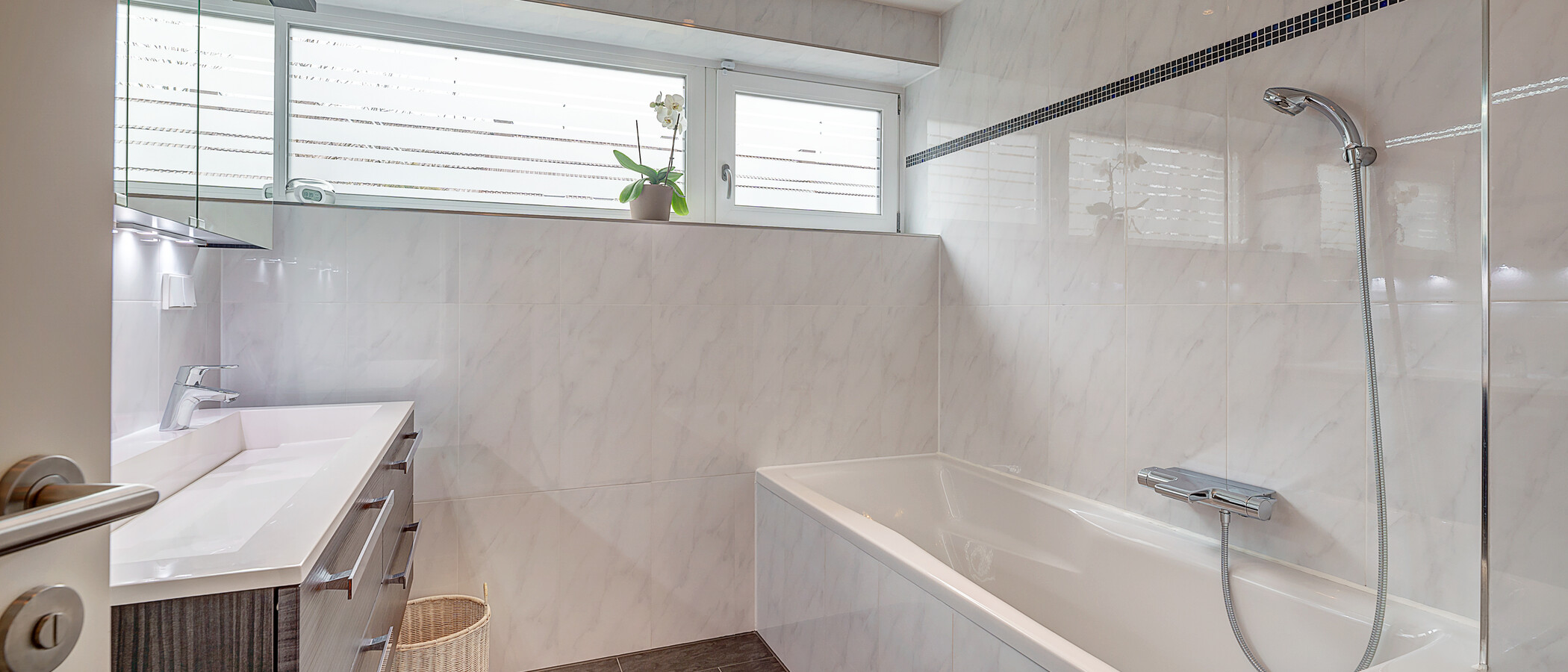 Reihenmittelhaus Baldham Vaterstetten 01 1. Badezimmer 12473