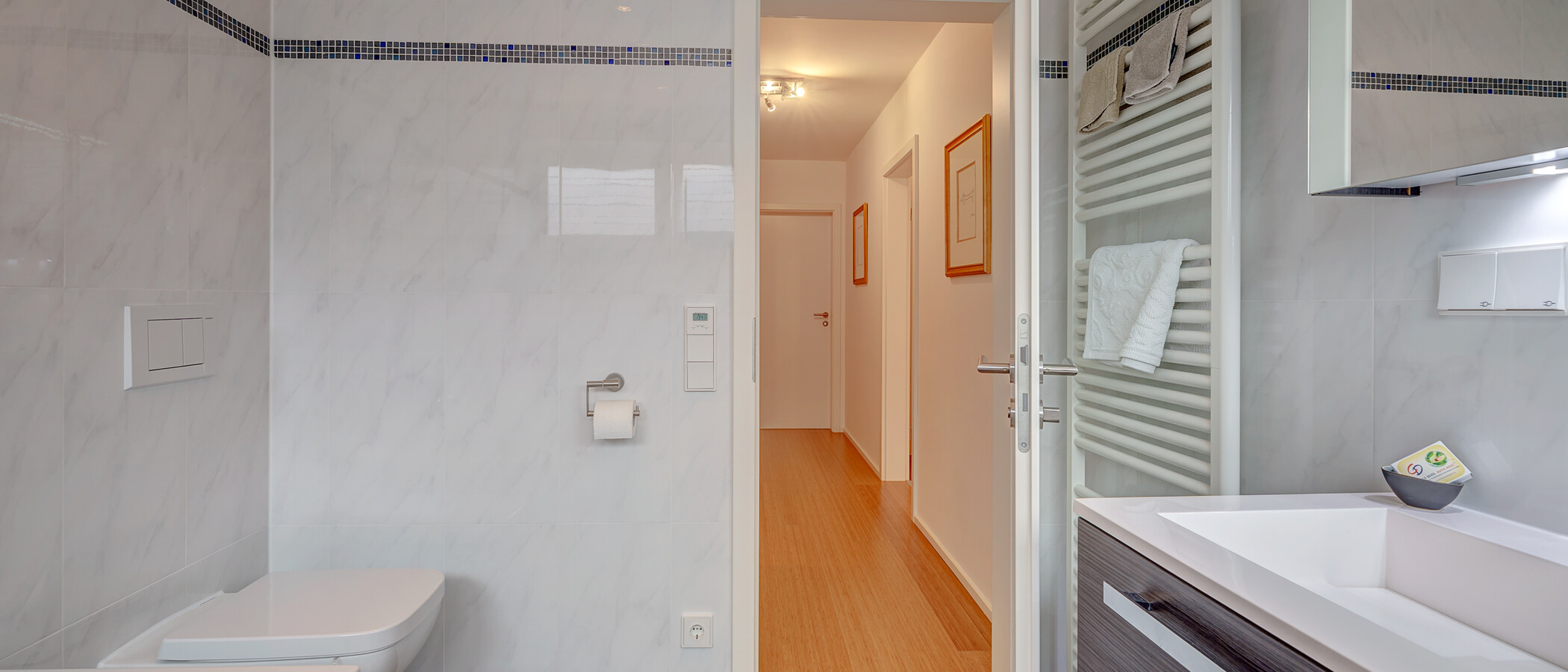 Reihenmittelhaus Baldham Vaterstetten 03 1. Badezimmer 12473