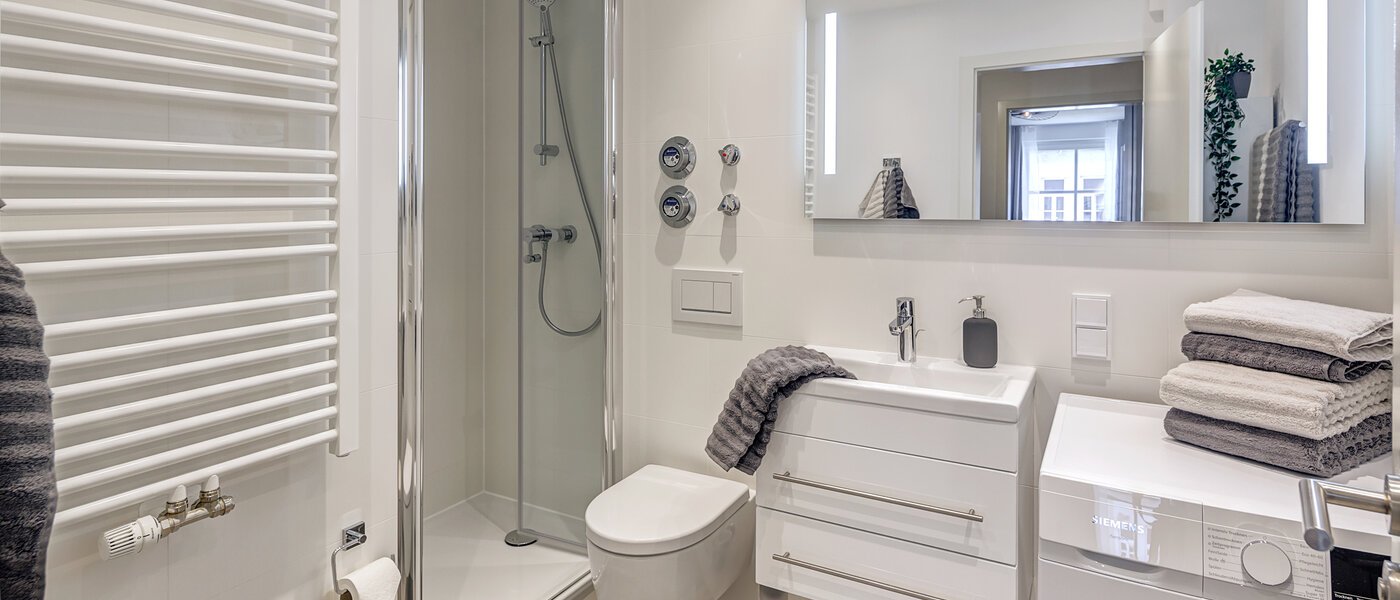 Wohnung München Schwabing 02 1. Badezimmer 12475