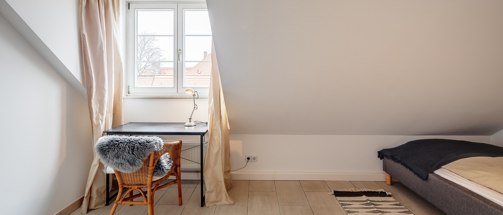 Dachgeschosswohnung München Nymphenburg 02 2. Schlafzimmer	 12497