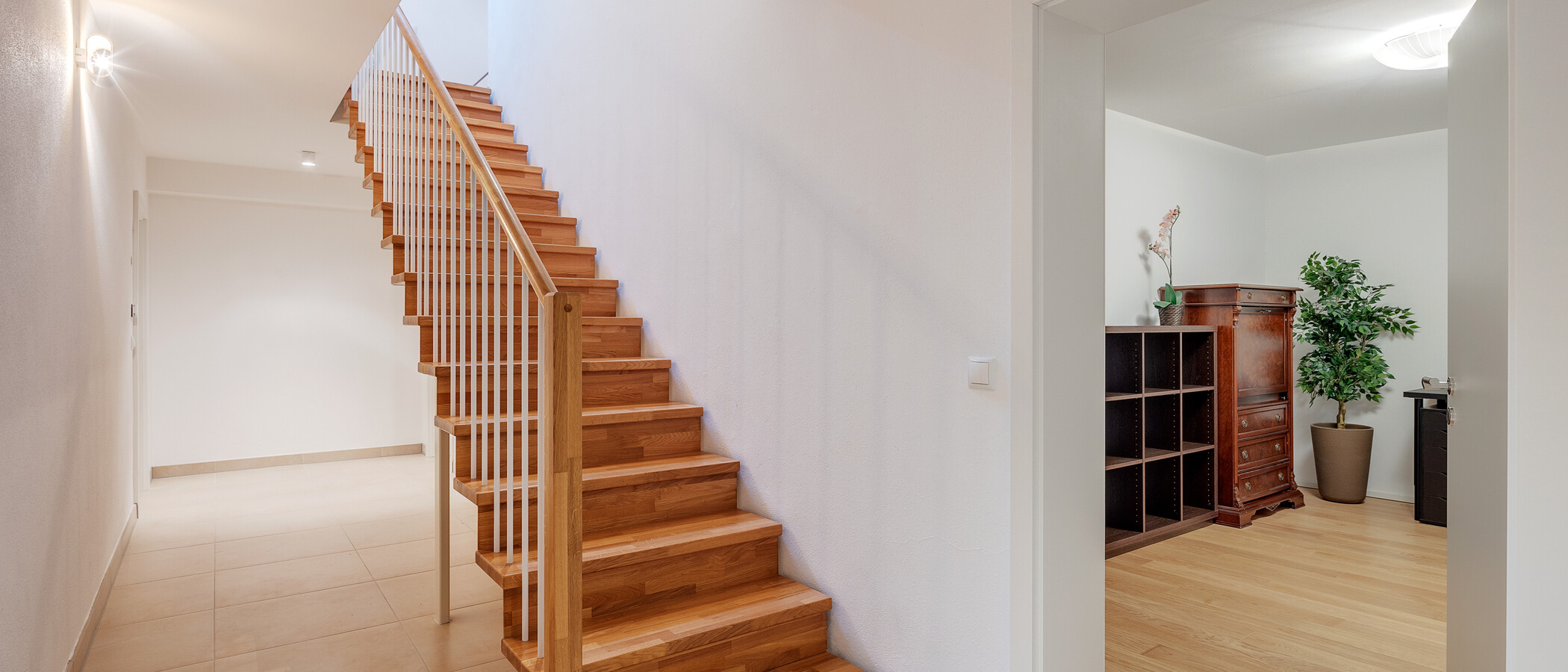 Einfamilienhaus Starnberg 11 Flur/Gang 12506