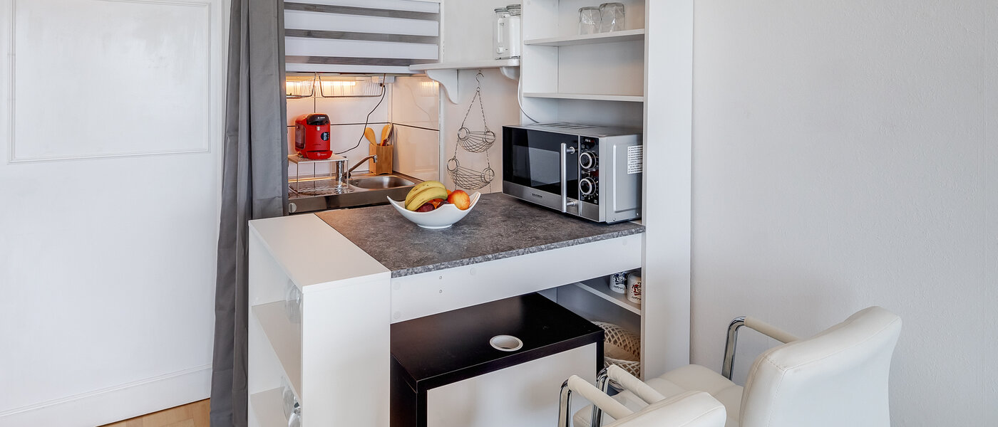 Wohnung München Arabellapark 01 Küche 12513