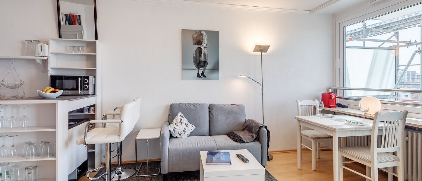 Wohnung München Arabellapark 01 Wohnbereich 12513