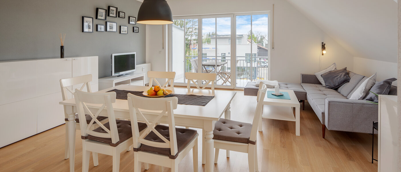 Dachgeschosswohnung München Lerchenau 02 Wohnbereich 12556