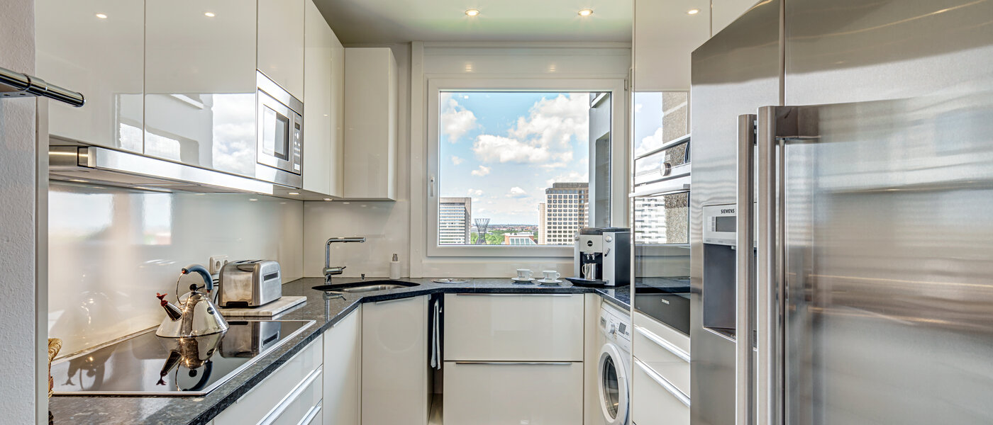 Wohnung München Arabellapark 01 Küche 12568