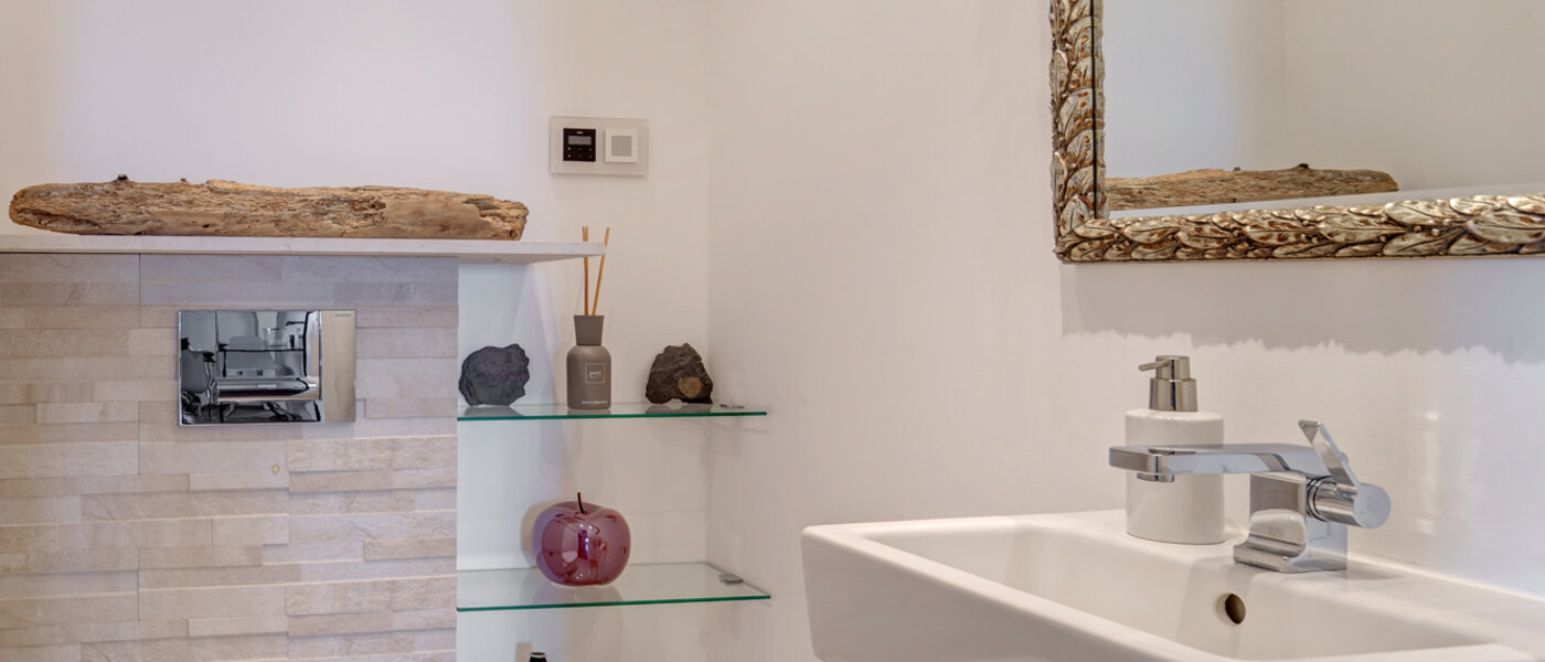 Wohnung München Arabellapark 01 Gäste-WC 12568