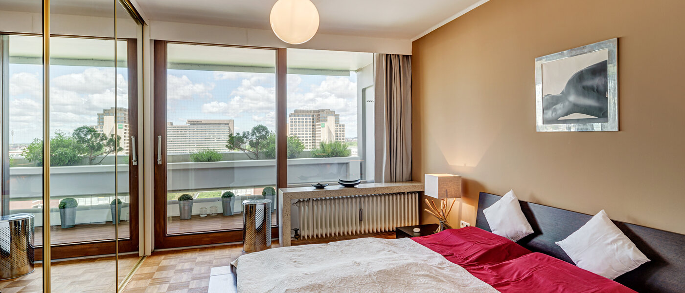 Wohnung München Arabellapark 01 Schlafzimmer 12568