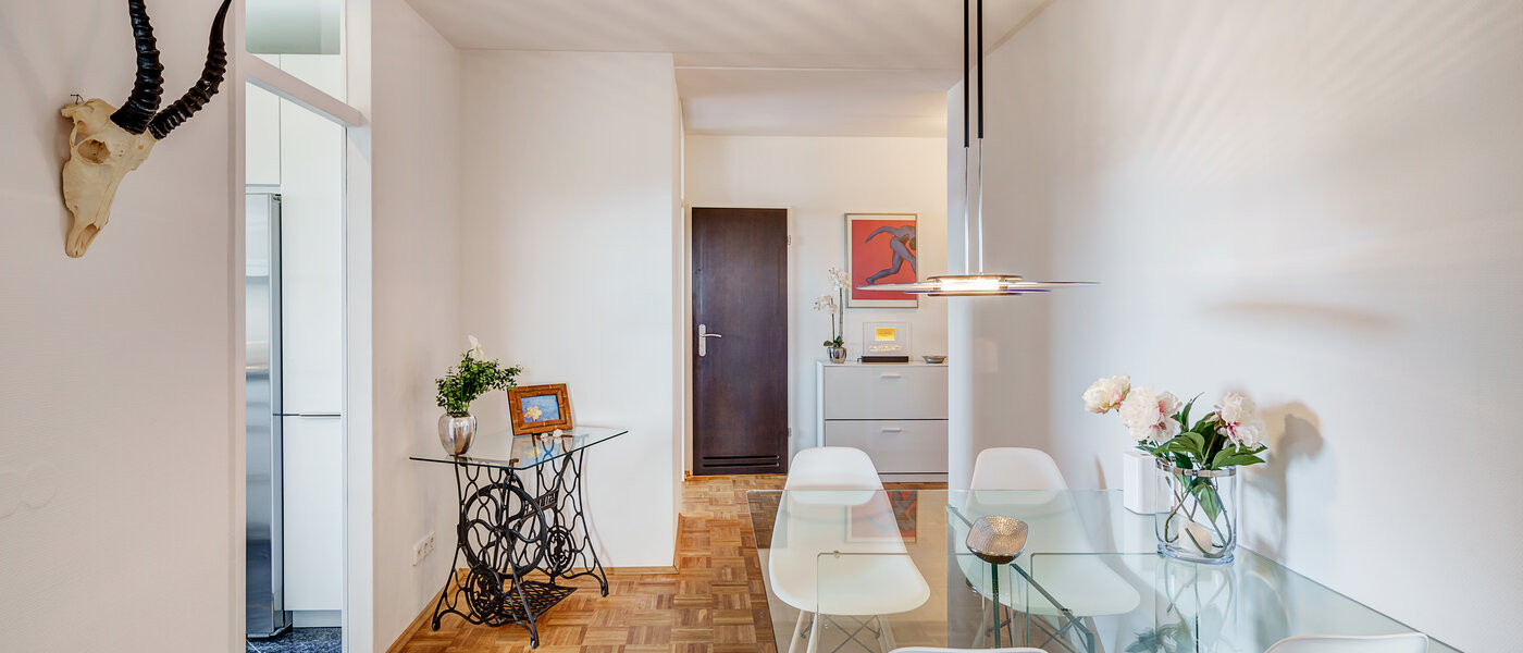 Wohnung München Arabellapark 02 Essbereich 12568