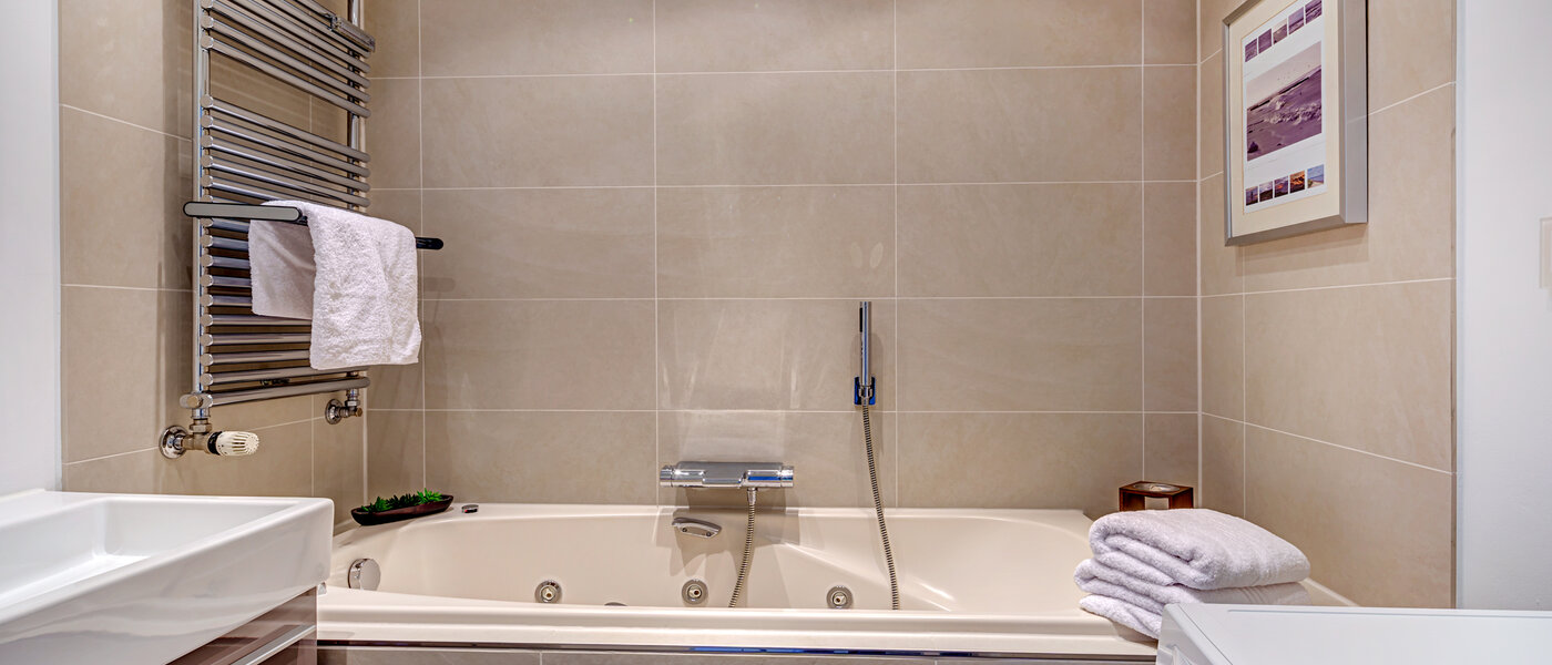 Wohnung München Arabellapark 02 1. Badezimmer 12568