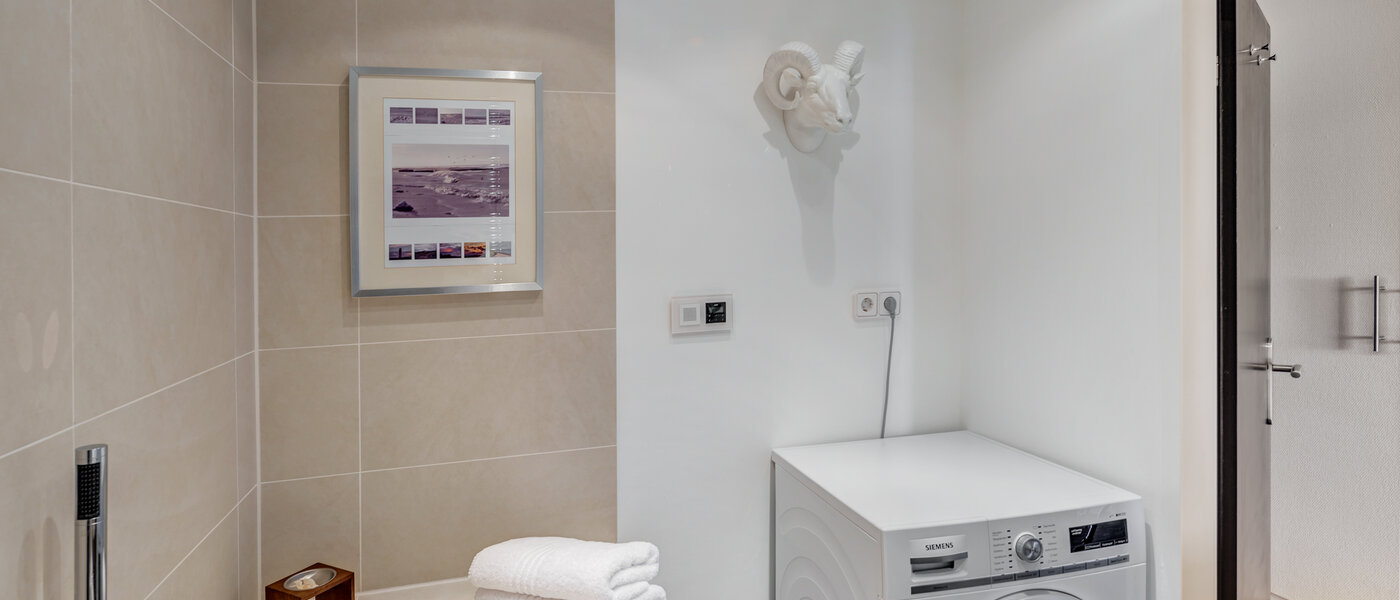 Wohnung München Arabellapark 03 1. Badezimmer 12568