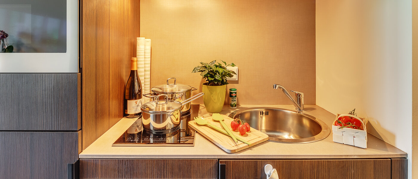 Apartment München Schwabing-West (rund um den Hohenzollernplatz) 01 Küche 12583