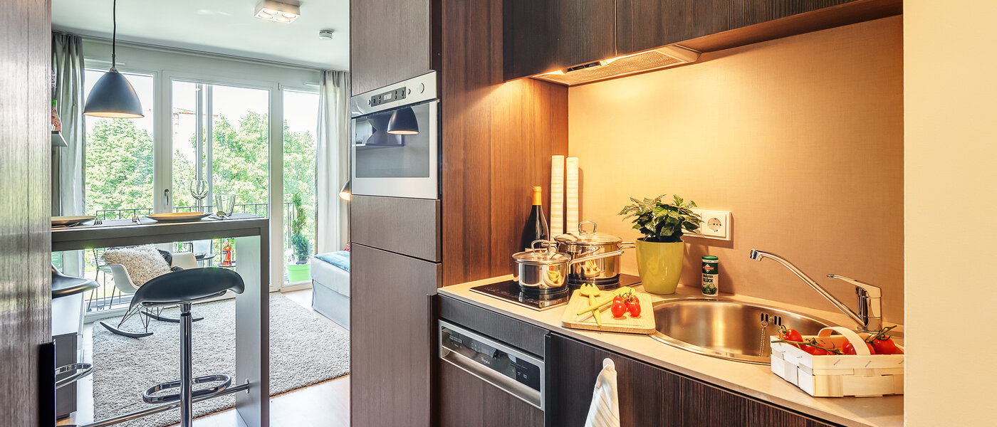 Apartment München Schwabing-West (rund um den Hohenzollernplatz) 02 Küche 12583
