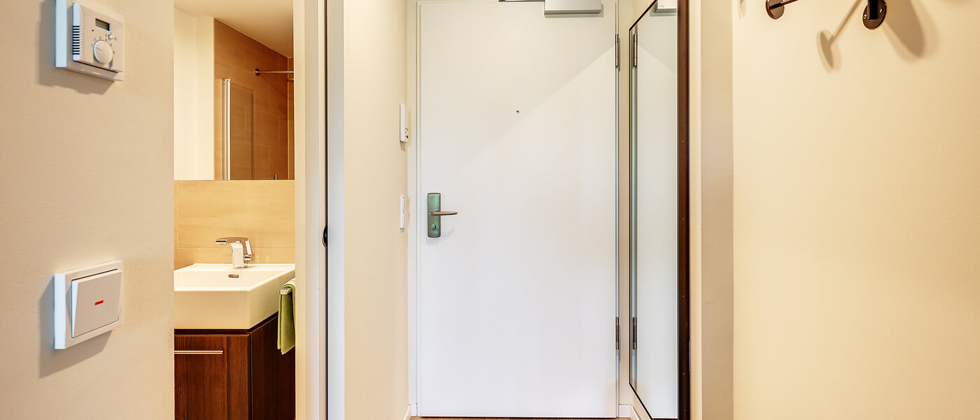 Apartment München Schwabing-West (rund um den Hohenzollernplatz) 04 Flur/Gang 12583