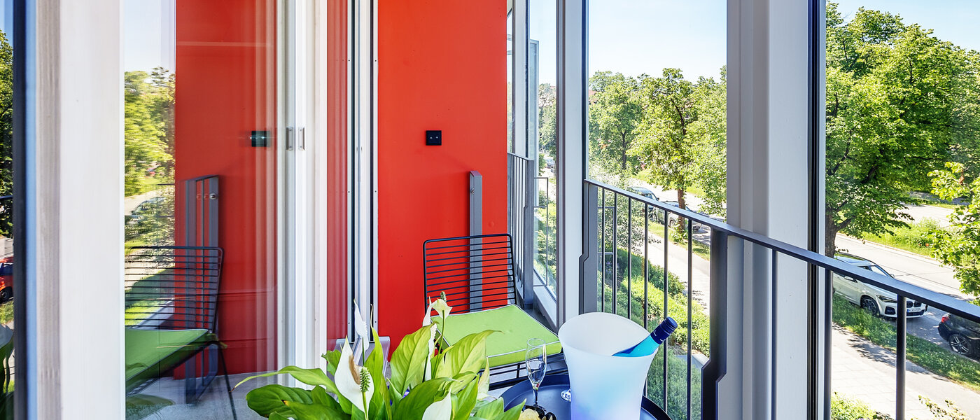 Apartment München Schwabing-West (rund um den Hohenzollernplatz) 01 Loggia 12583