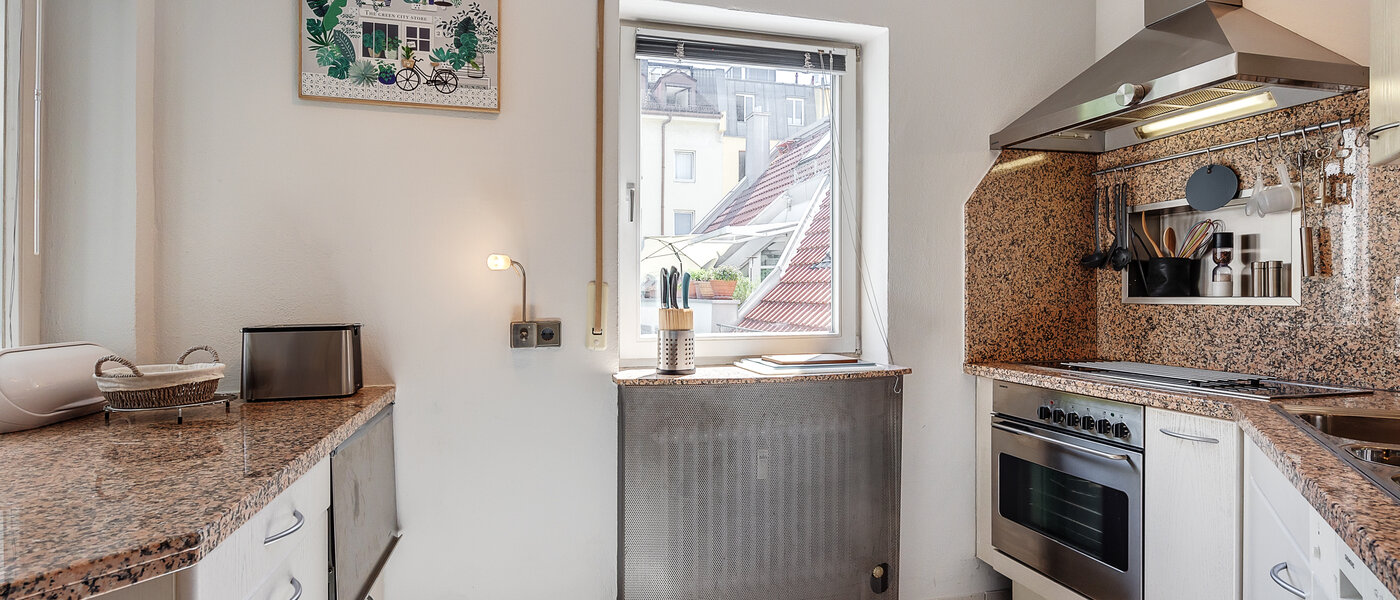 Dachterrassenwohnung München Maxvorstadt 03 Küche 12588