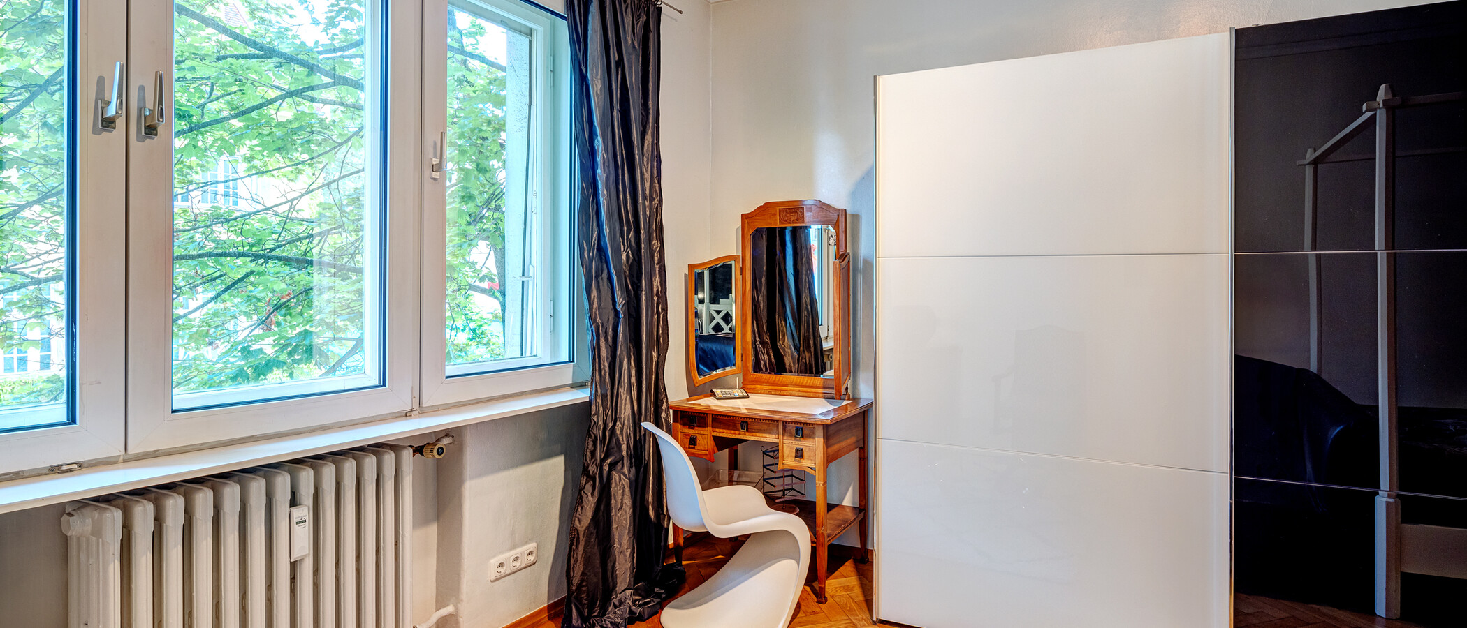 Wohnung München Schwabing 04 2. Schlafzimmer	 12591