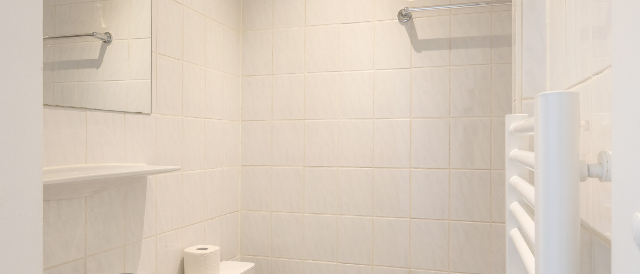 Apartment München Maxvorstadt - Universitätsviertel 01 Badezimmer 12593
