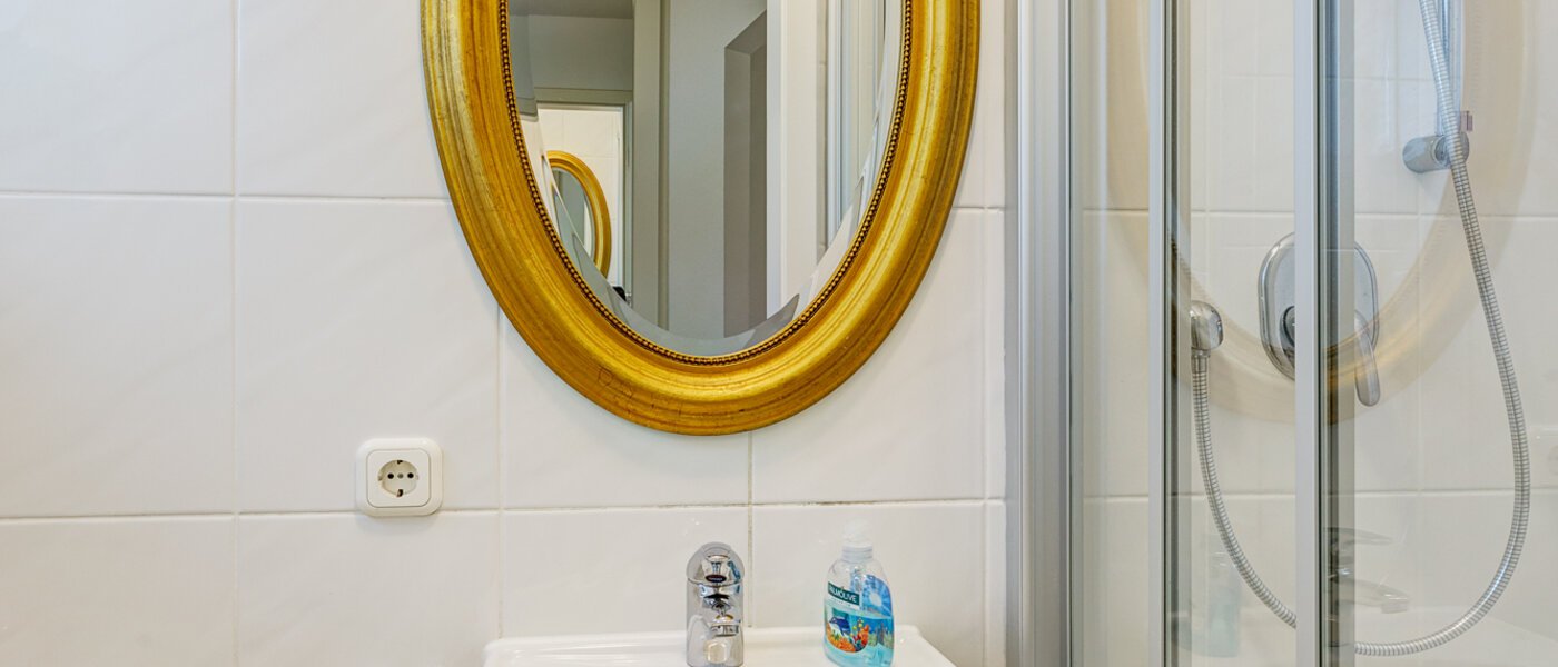 Doppelhaushälfte Gauting 01 3. Badezimmer 12610