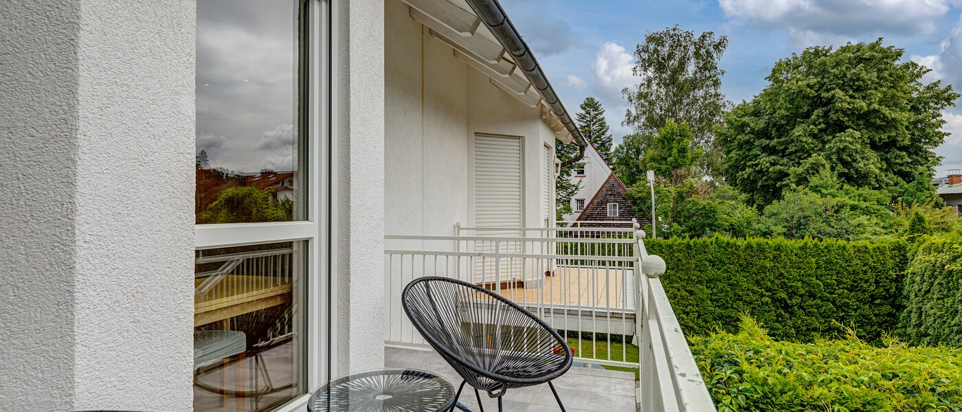 Doppelhaushälfte Gauting 01 Balkon 12610