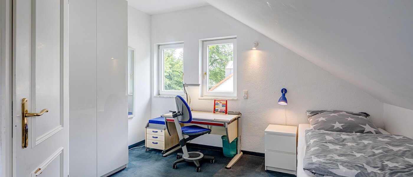 Doppelhaushälfte Gauting 01 2. Schlafzimmer	 12610