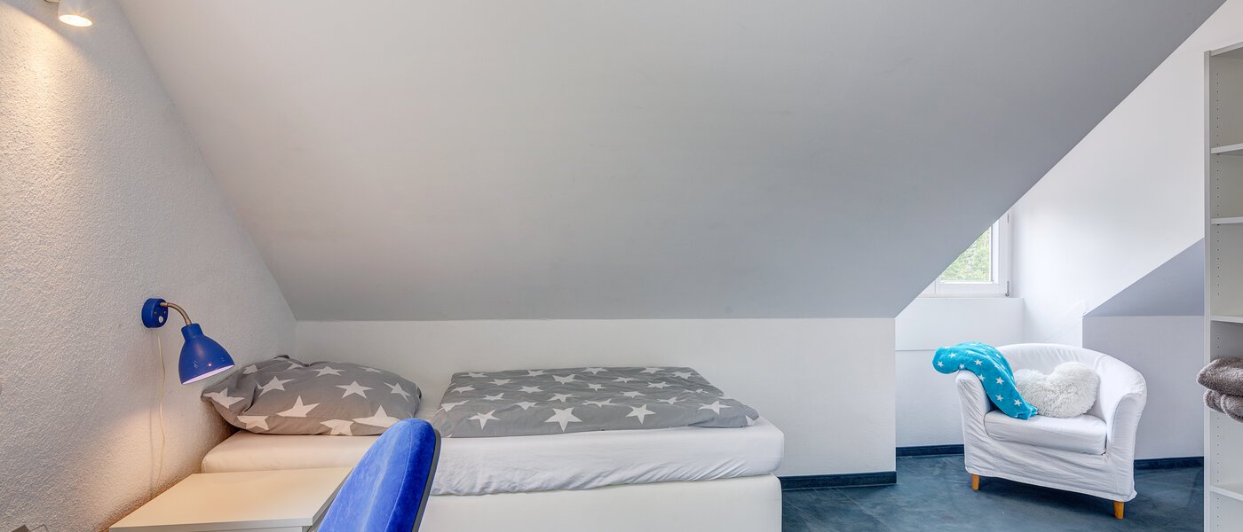 Doppelhaushälfte Gauting 02 2. Schlafzimmer	 12610