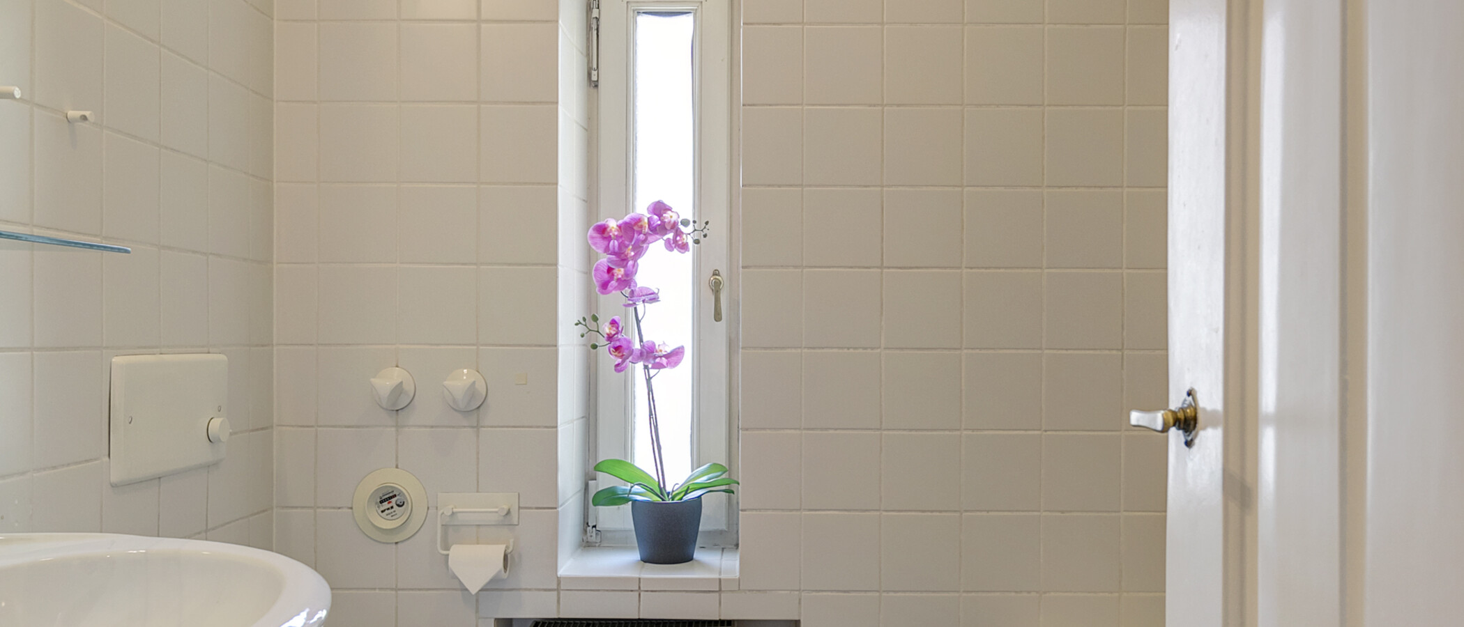 Wohnung München Schwabing (links der Leopoldstraße) 02 Badezimmer 1262
