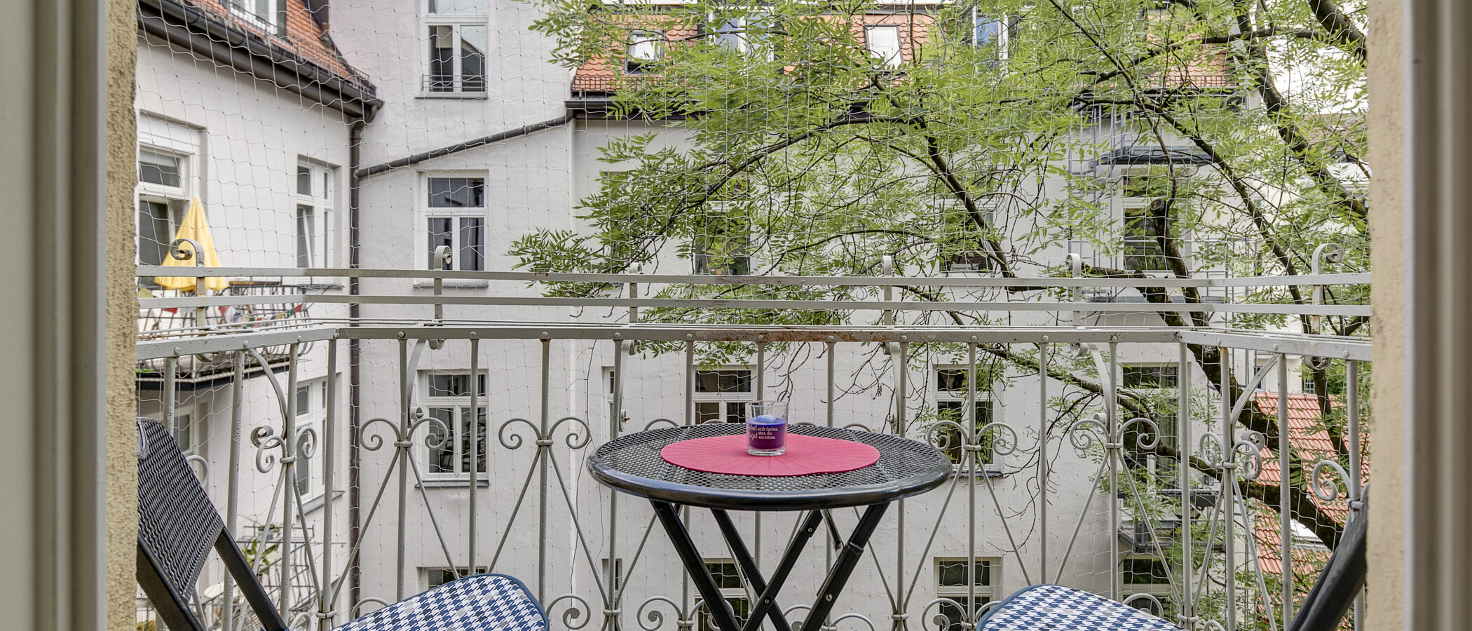 Wohnung München Schwabing (links der Leopoldstraße) 01 Balkon 1262