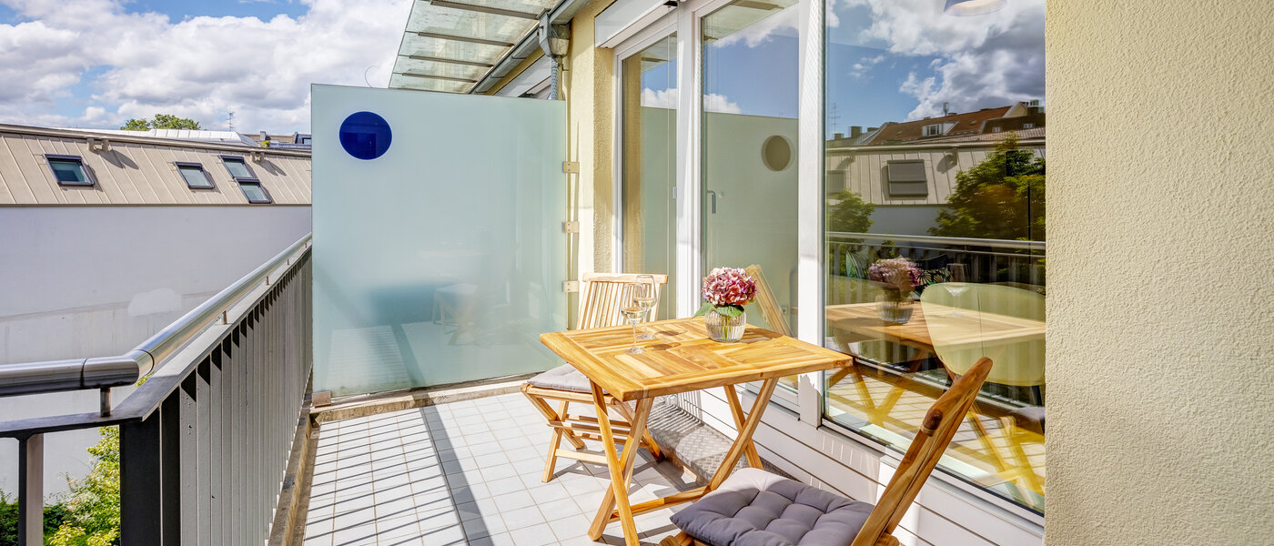 Wohnung München Glockenbachviertel 01 Balkon 12668