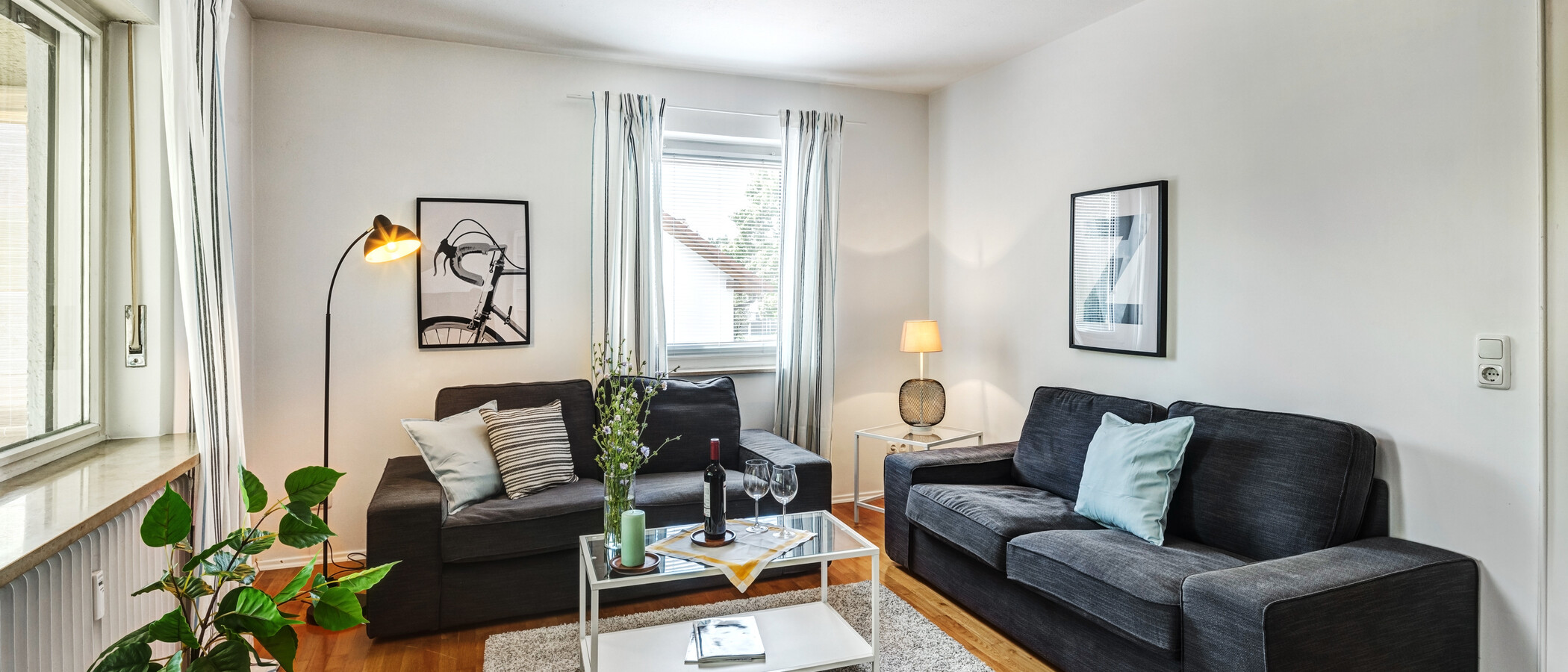 Wohnung Planegg 01 Wohnzimmer 12686