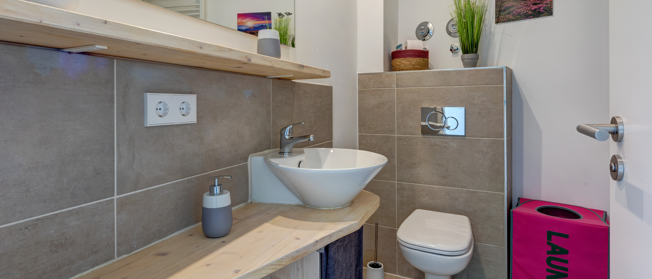 Gartenwohnung München Forstenried 03 Badezimmer 12709