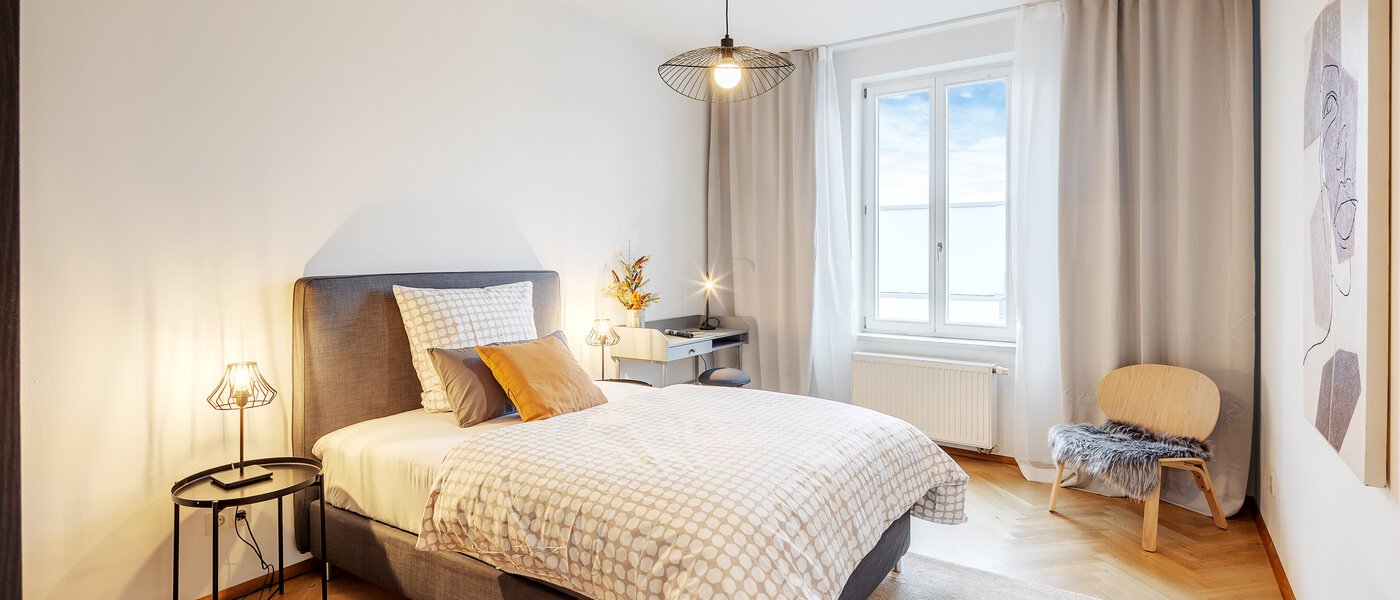 Wohnung München Maxvorstadt - Westen 01 2. Schlafzimmer	 12753