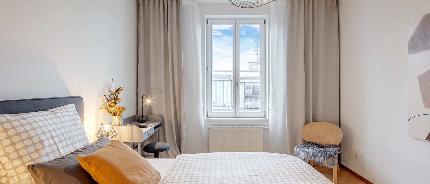 Wohnung München Maxvorstadt - Westen 03 2. Schlafzimmer	 12753